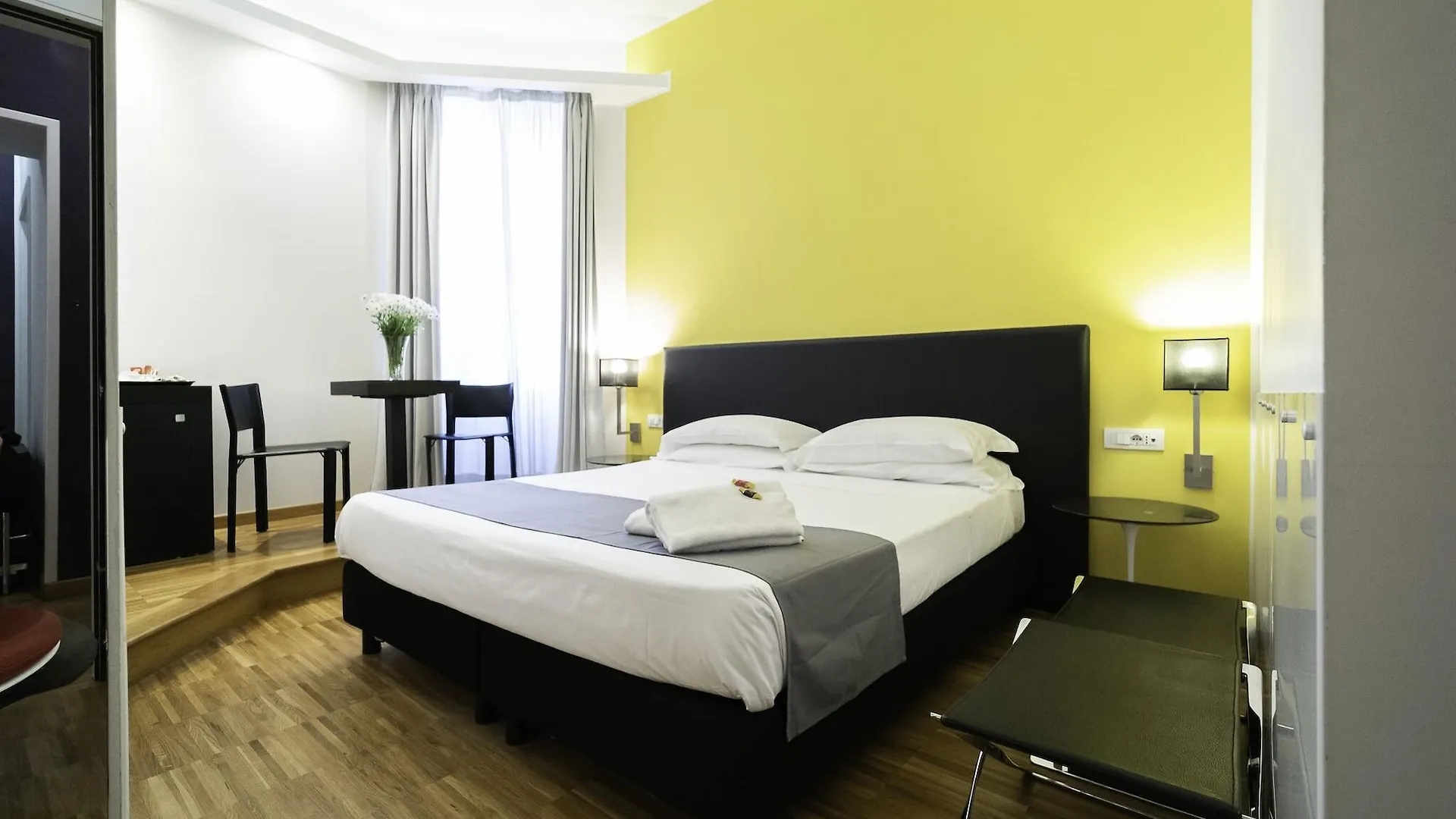 *** Guest house At Home Townhouse - Filiberto Rome Italy